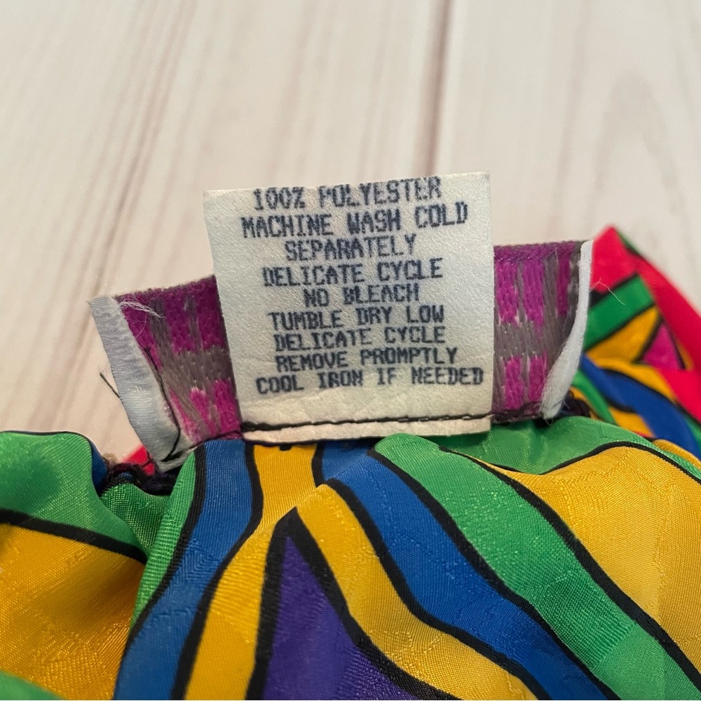 Vintage Megan Moore Pleated Pull on Skirt Womens 4 Colorful Silky Geometric Midi - Picture 13 of 13